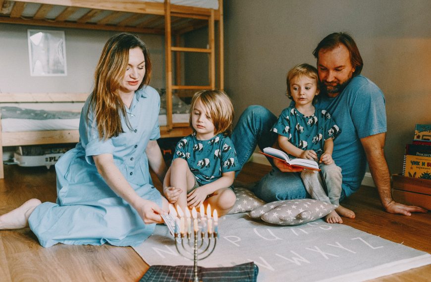 Religious and Spiritual Beliefs in Family Dynamics: Navigating Unity and Diversity